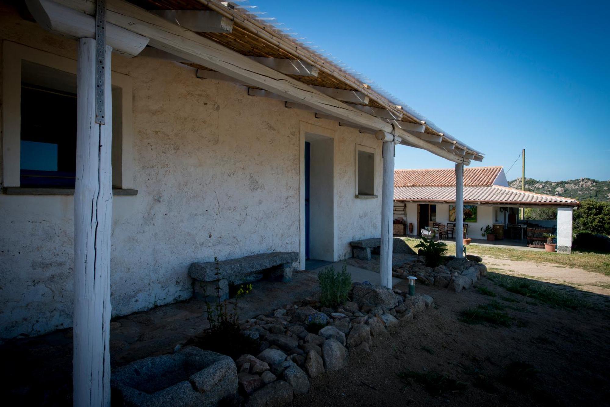 Agriturismo La Tana Di Lu Maccioni Санта-Тереза-Галлура Екстер'єр фото